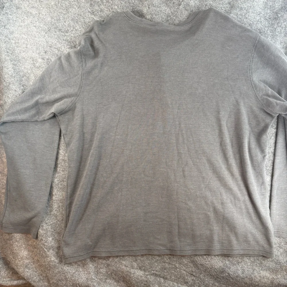 Columbia henley shirt